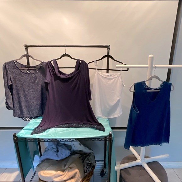 Navy 3-qtr blouses with BLUE COLDWATER CREEK lace V-neck & white Cami 4pc BUNDLE - Picture 1 of 15